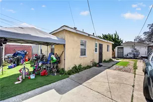 209 W 89th, Los Angeles, CA 90003 - Photo 33