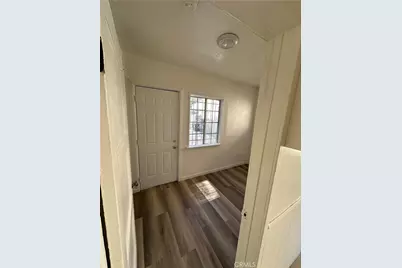 209 W 89th, Los Angeles, CA 90003 - Photo 17