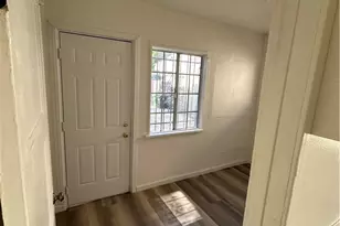 209 W 89th, Los Angeles, CA 90003 - Photo 17