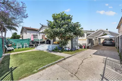 209 W 89th, Los Angeles, CA 90003 - Photo 23
