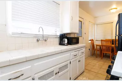 244 E 118th, Los Angeles, CA 90061 - Photo 11