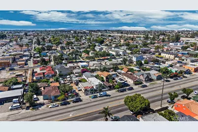 126 &126 1/2 W Century Boulevard, Los Angeles, CA 90003 - Photo 49
