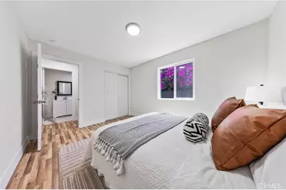 126 &126 1/2 W Century Boulevard, Los Angeles, CA 90003 - Photo 35