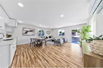 126 &126 1/2 W Century Boulevard, Los Angeles, CA 90003 - Photo 7