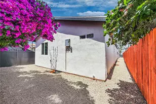 126 &126 1/2 W Century Blvd, Los Angeles, CA 90003 - Photo 37