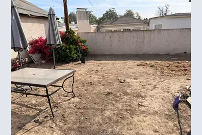 2676 Golden, Long Beach, CA 90806 - Photo 13