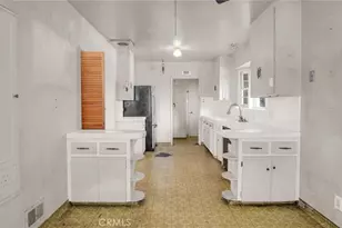8331 Jackson, Paramount, CA 90723 - Photo 33
