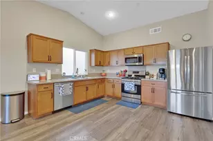 2212 Falcon, Barstow, CA 92311 - Photo 9