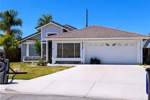 26185 Notre Dame Ct, Hemet, CA 92544 - Photo 9