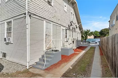 6513 Middleton, Huntington Park, CA 90255 - Photo 5