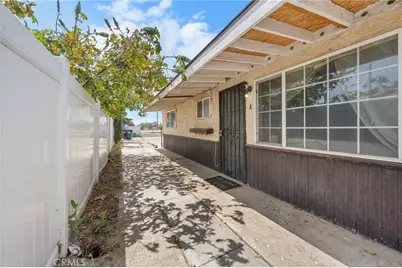 24638 E Little Third, San Bernardino, CA 92410 - Photo 11