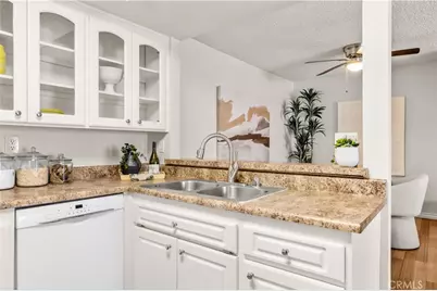 1919 E Beverly #205, Long Beach, CA 90802 - Photo 7