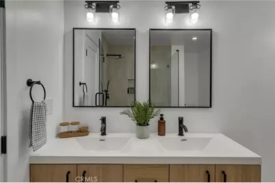 1741 N Rose, Burbank, CA 91505 - Photo 33