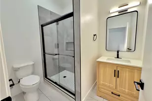 11154 S Broadway, Los Angeles, CA 90061 - Photo 9