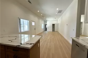 11154 S Broadway, Los Angeles, CA 90061 - Photo 11