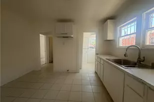744 E 74th St, Los Angeles, CA 90001 - Photo 3