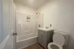 744 E 74th St, Los Angeles, CA 90001 - Photo 5