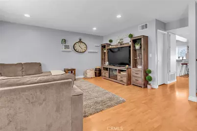 5950 Imperial Highway #83, South Gate, CA 90280 - Photo 7