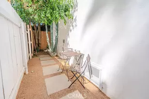 1755 1/2 N Western, Los Angeles, CA 90027 - Photo 19