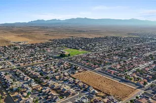 11373 Essex Ct, Adelanto, CA 92301 - Photo 39