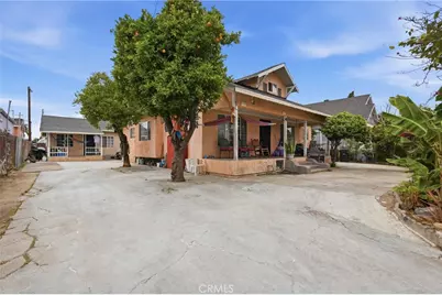 1472 W 37th St Street, Los Angeles, CA 90018 - Photo 1