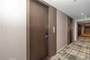 877 Francisco Street, Los Angeles, CA 90017 - Photo 3