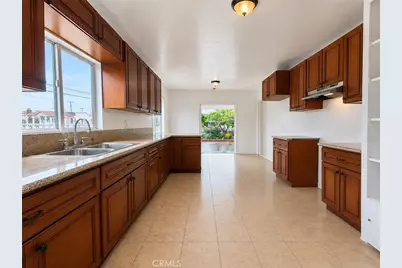 701 Findlay Ave, Los Angeles, CA 90022 - Photo 11