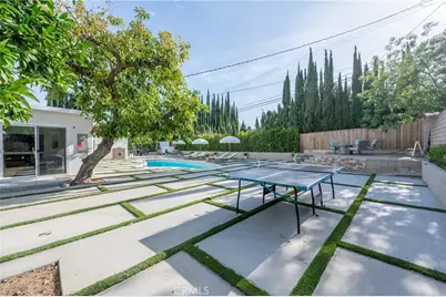 10111 Oso Avenue, Chatsworth, CA 91311 - Photo 25