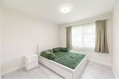 10111 Oso Avenue, Chatsworth, CA 91311 - Photo 13