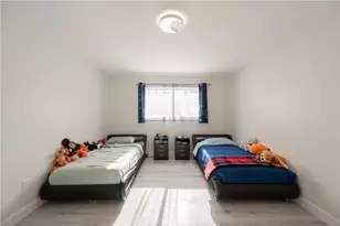 10111 Oso Ave, Chatsworth, CA 91311 - Photo 19