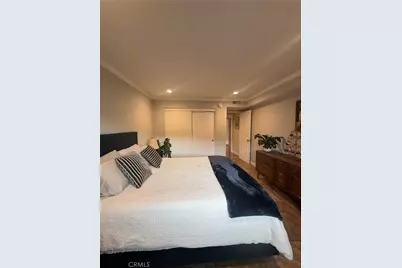 2700 Cahuenga Boulevard #4223, Los Angeles, CA 90068 - Photo 9
