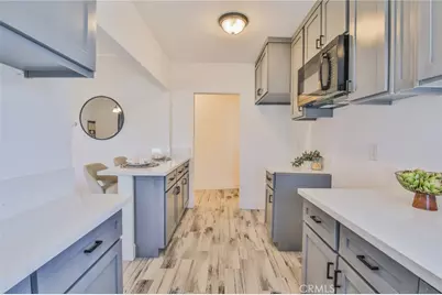 8110 S Denker, Los Angeles, CA 90047 - Photo 17