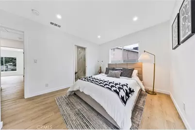 13907 Wyandotte, Van Nuys, CA 91405 - Photo 53
