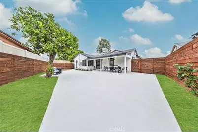 13907 Wyandotte, Van Nuys, CA 91405 - Photo 57