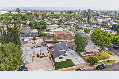 13907 Wyandotte, Van Nuys, CA 91405 - Photo 33