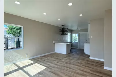 10510 Towne, Los Angeles, CA 90003 - Photo 29