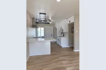 10510 Towne, Los Angeles, CA 90003 - Photo 11