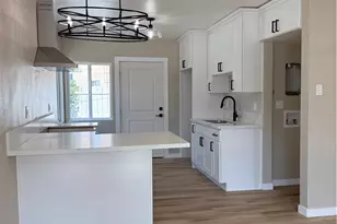 10510 Towne, Los Angeles, CA 90003 - Photo 11