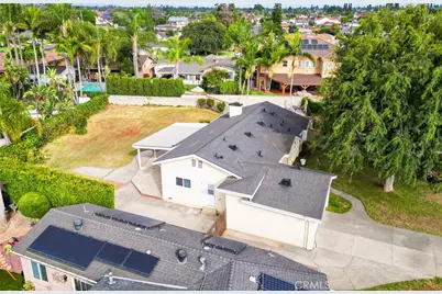 8135 Dacosta, Downey, CA 90240 - Photo 5