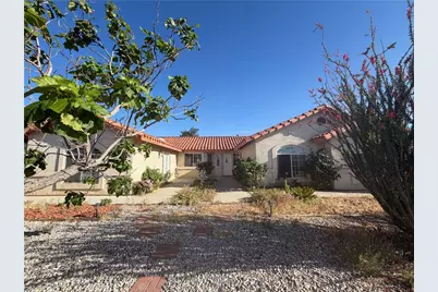 17695 Linden St, Hesperia, CA 92345 - Photo 1