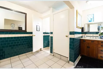 147 E Rosecrans Avenue, Compton, CA 90222 - Photo 15