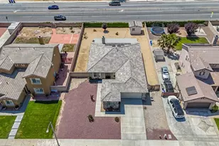 13767 Buttermilk, Victorville, CA 92392 - Photo 37