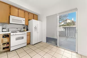 926 W Philadelphia, Ontario, CA 91762 - Photo 5