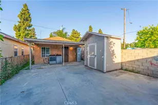 13517 S Willowbrook Ave, Compton, CA 90222 - Photo 17