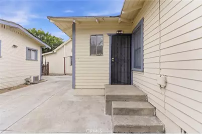 1107 Mahanna, Long Beach, CA 90813 - Photo 3