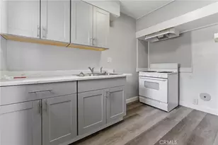 1107 Mahanna, Long Beach, CA 90813 - Photo 9