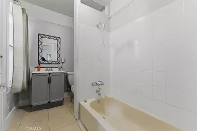 1107 Mahanna, Long Beach, CA 90813 - Photo 15