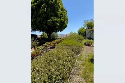 23044 Canyon Hills Drive, Corona, CA 92883 - Photo 23