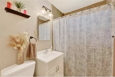 7747 Crossway Drive, Pico Rivera, CA 90660 - Photo 23