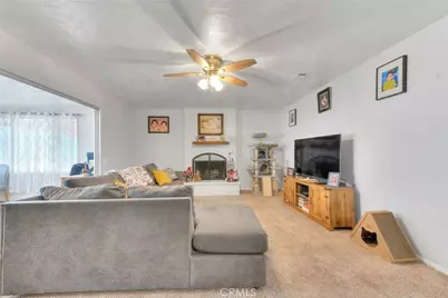 15800 Inyo, Victorville, CA 92395 - Photo 9